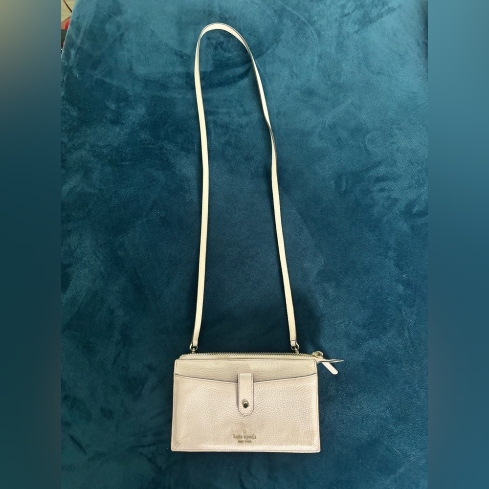 KATE SPADE New York Jackson Light Pink Leather Wallet crossbody